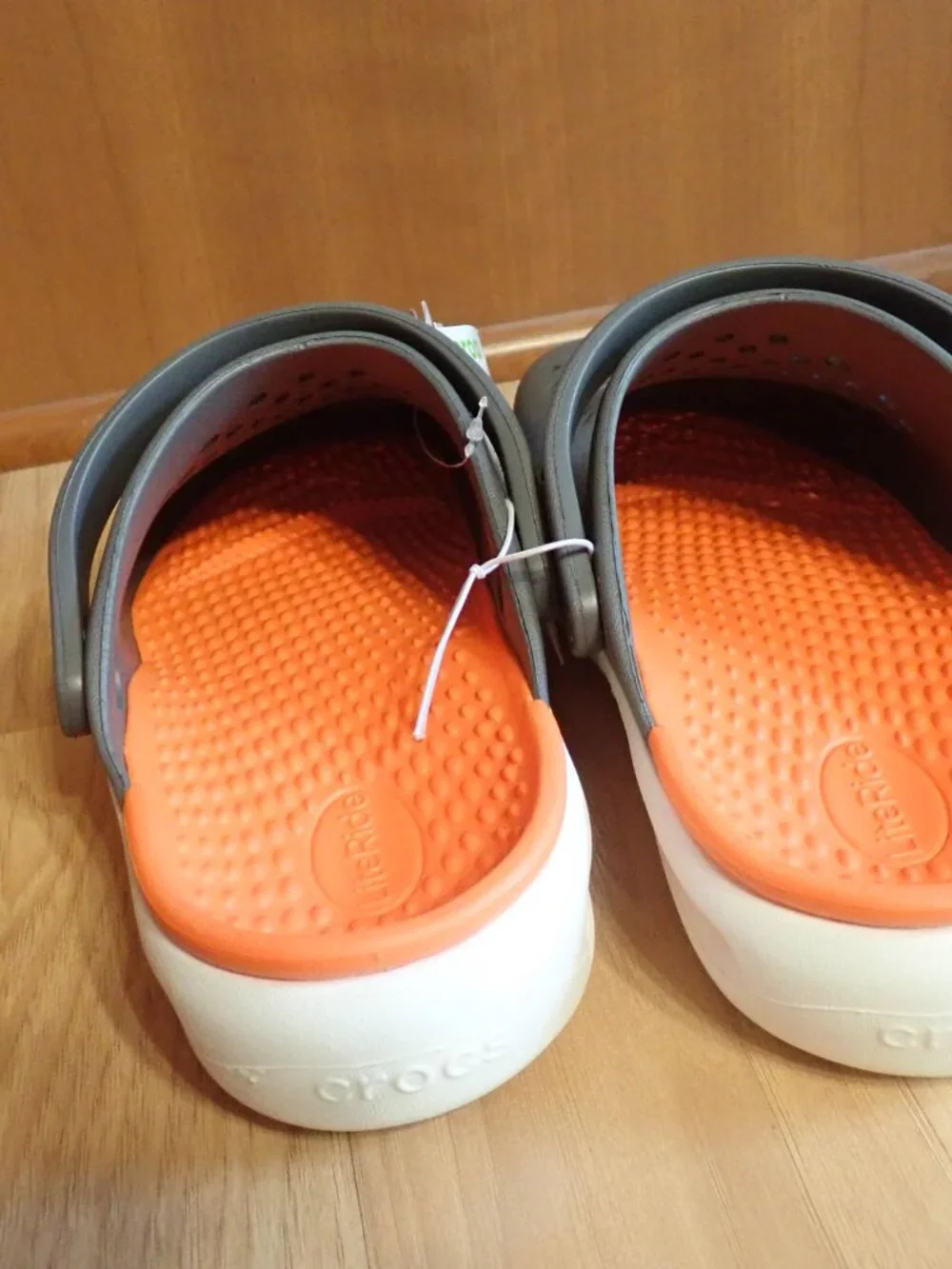CROCS Men’s InMotion LiteRide Gray and Orange Clog Sandals Size 7